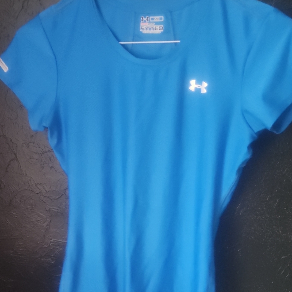 Under Armour Women's Bright Blue Short Sleeve Tee